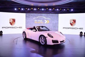 2017-porsche-911-launch